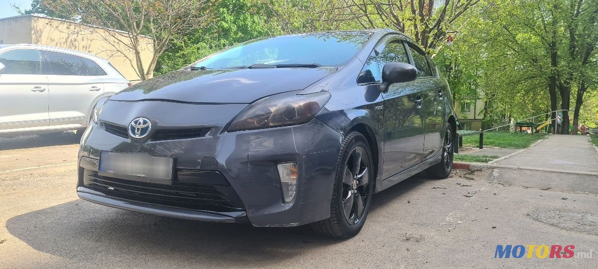 2012' Toyota Prius photo #1