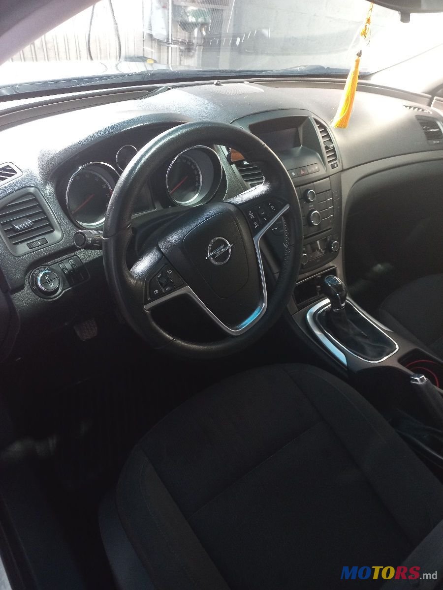 2012' Opel Insignia photo #5
