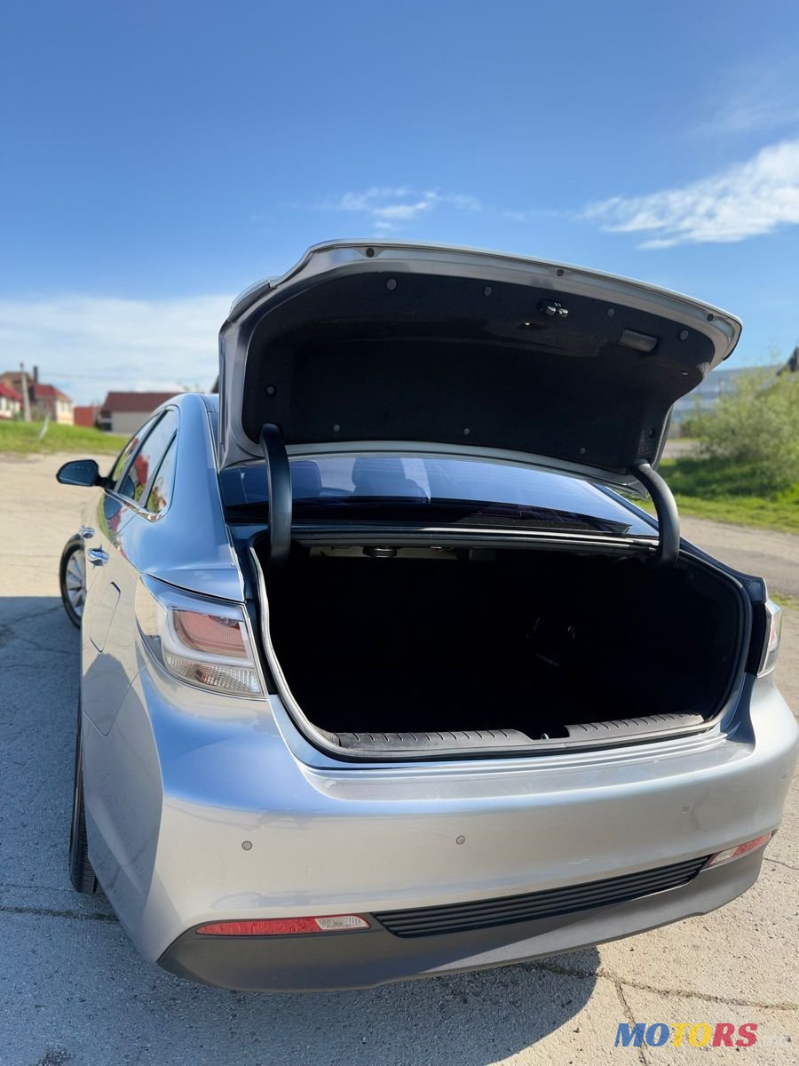 2016' Hyundai Sonata photo #6