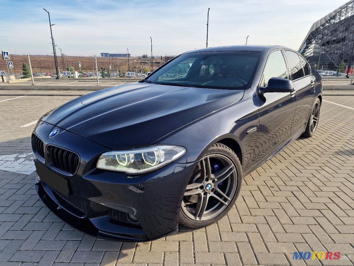 2013' BMW 5 Series photo #2