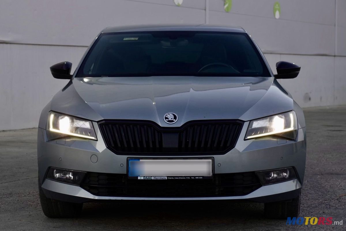 2018' Skoda Superb photo #1