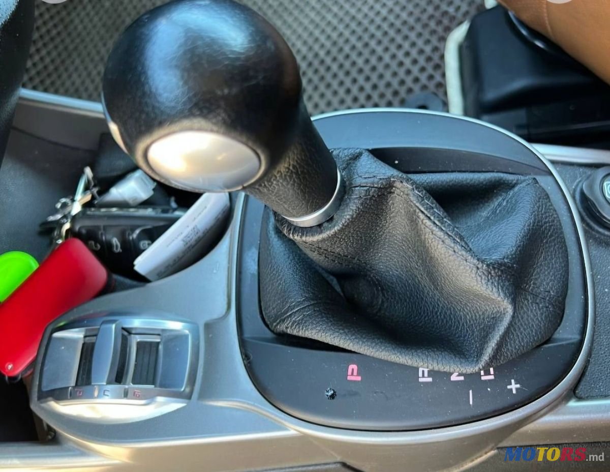 2011' Alfa Romeo MiTo photo #3