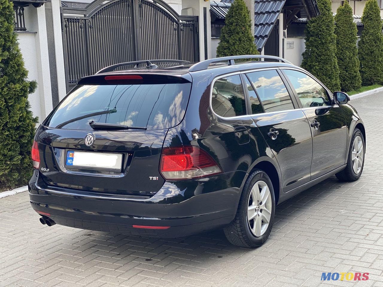 2012' Volkswagen Golf photo #5