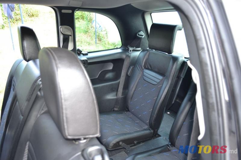 2004' Opel Zafira photo #5