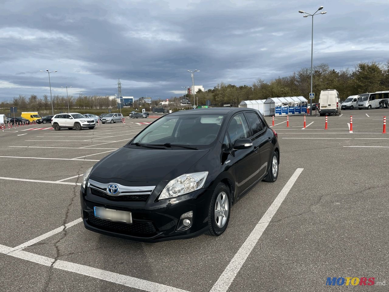 2011' Toyota Auris photo #6