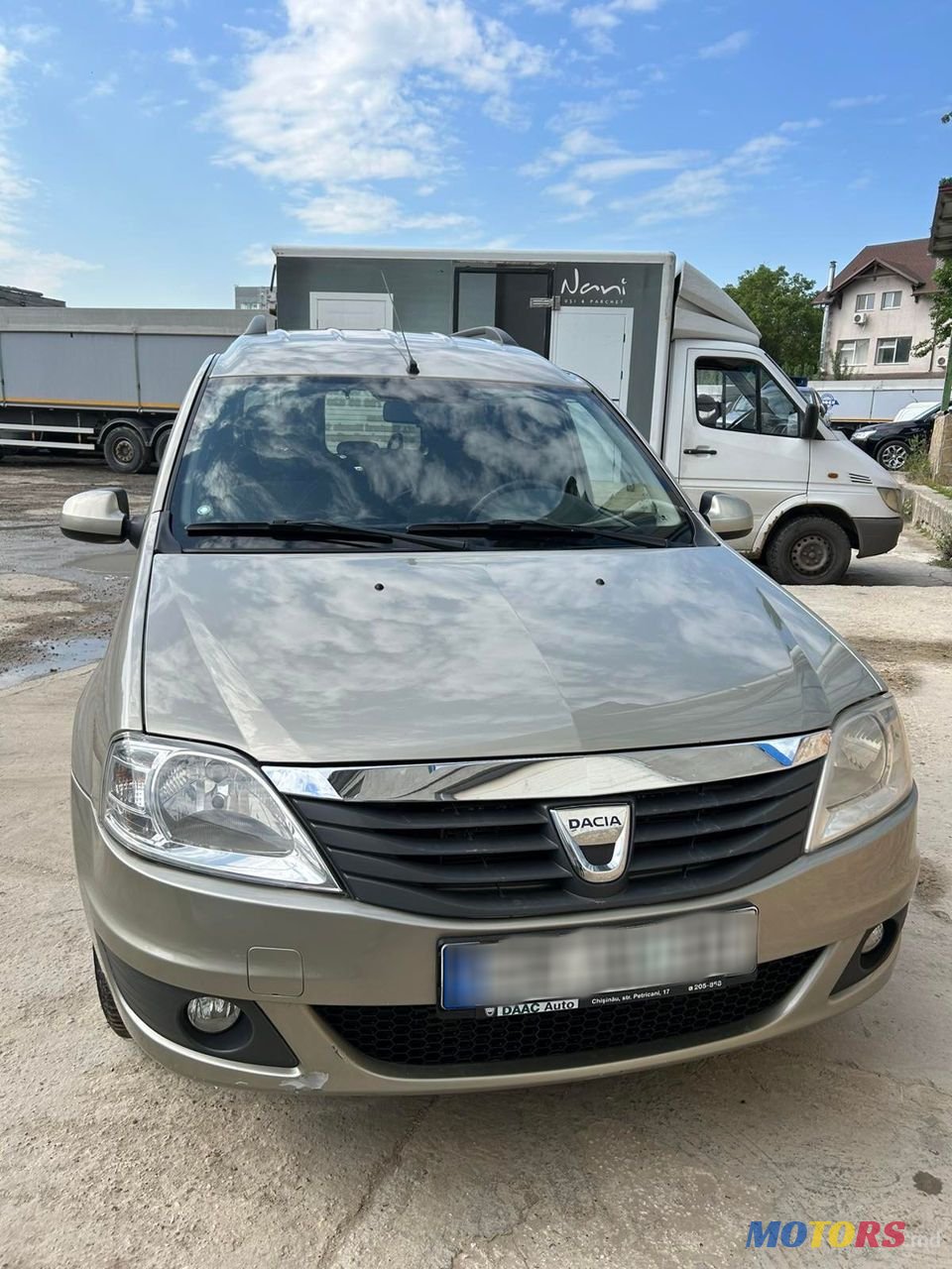 2012' Dacia Logan Mcv photo #3