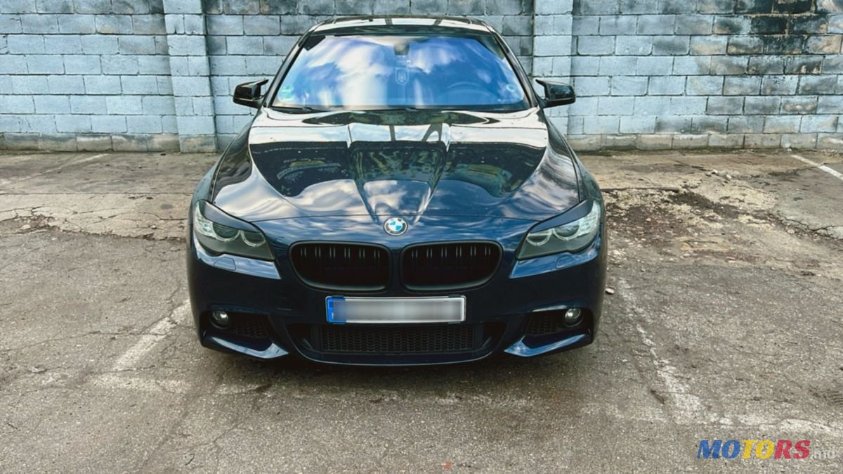 2010' BMW 5 Series photo #1