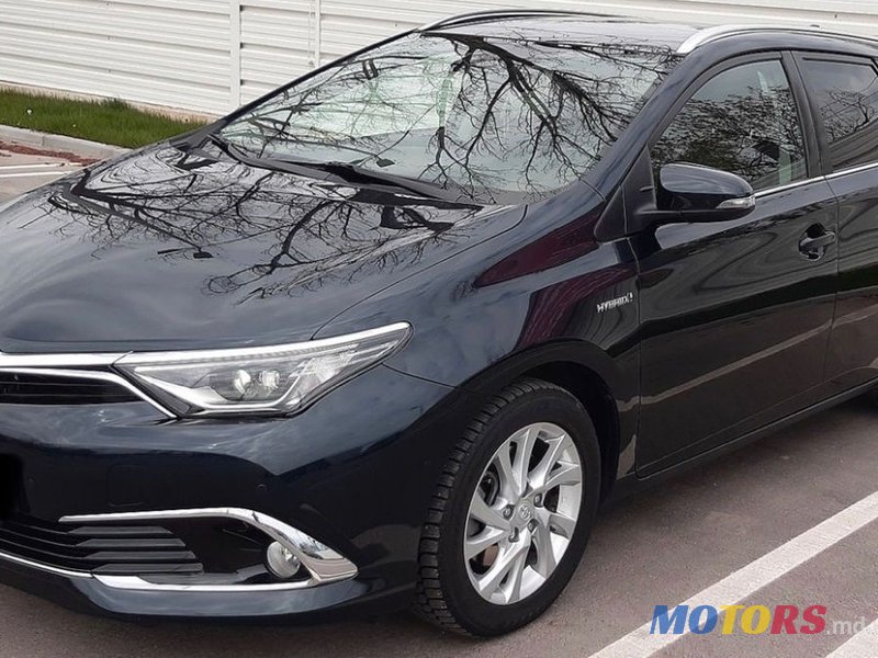 2015' Toyota Auris photo #6