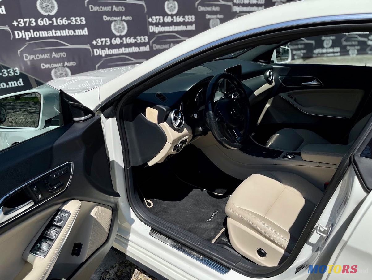 2015' Mercedes-Benz Cla photo #4