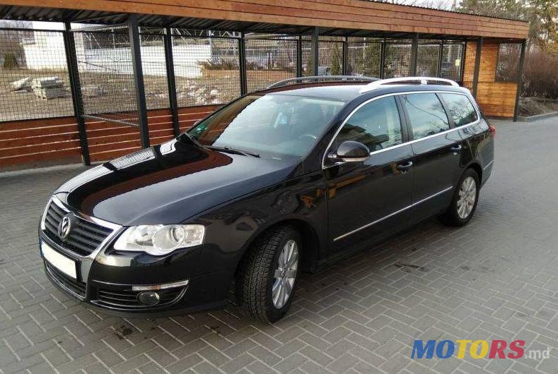 2010' Volkswagen Passat photo #1