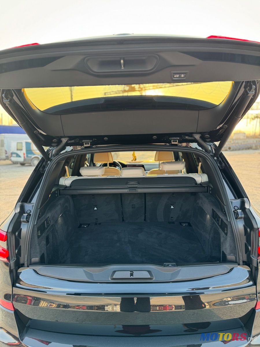 2019' BMW X5 M photo #4