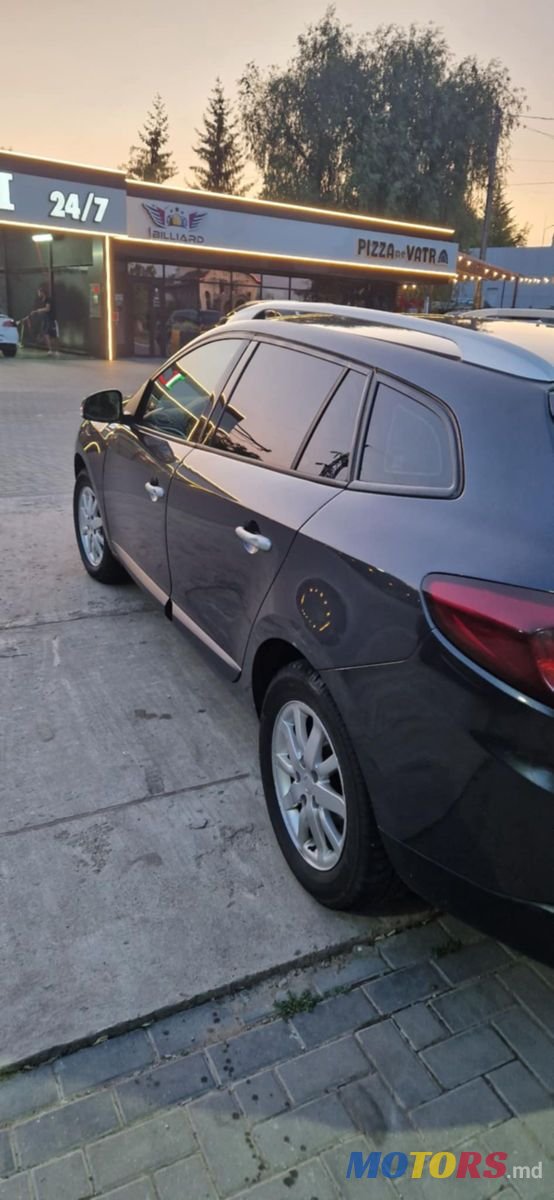 2010' Renault Megane photo #5