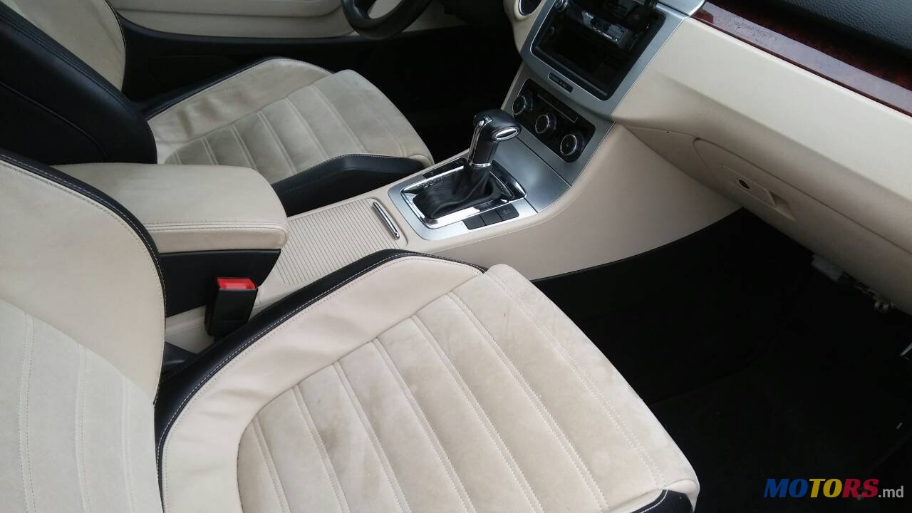 2009' Volkswagen CC photo #6