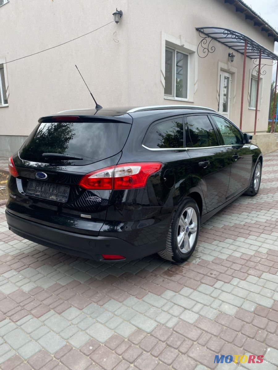 2012' Ford Focus photo #2