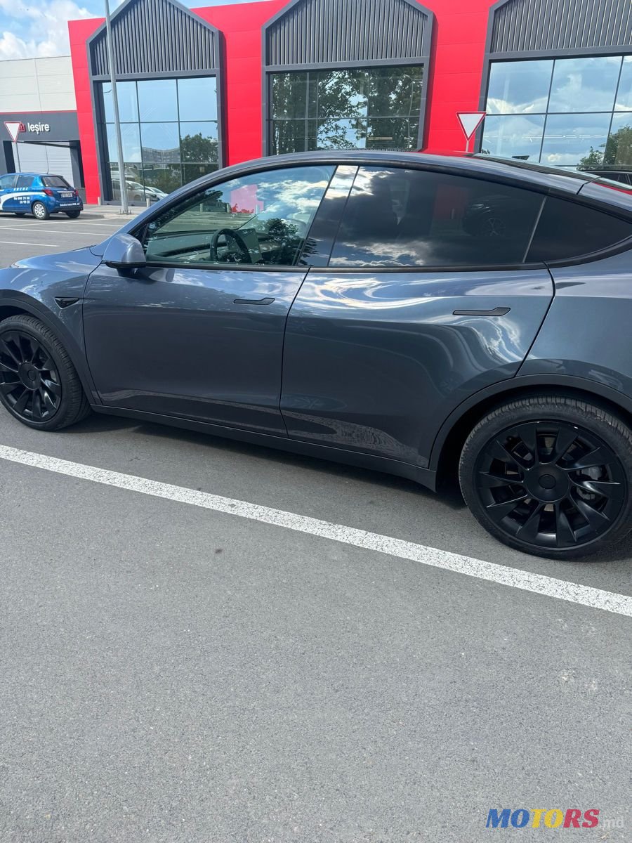 2021' Tesla Model Y photo #2