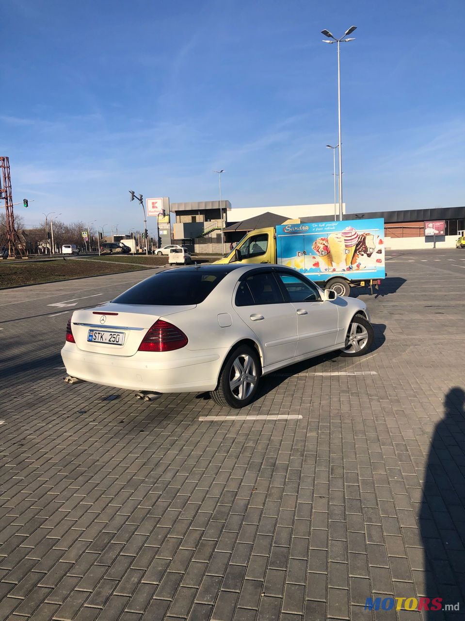 2007' Mercedes-Benz E Класс photo #3