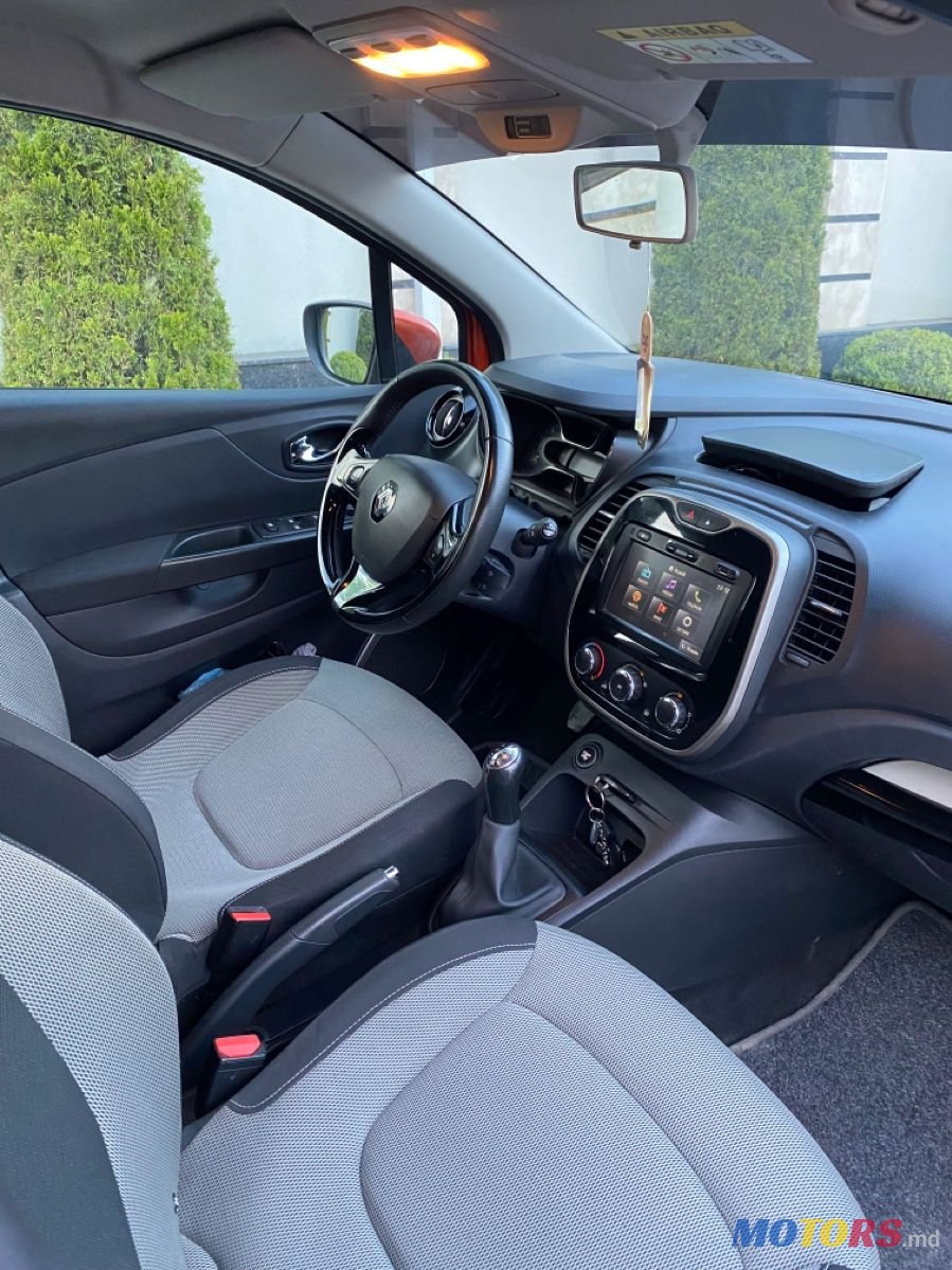 2013' Renault Captur photo #2