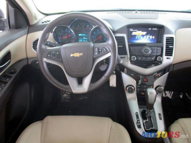 2015' Chevrolet Captiva photo #5