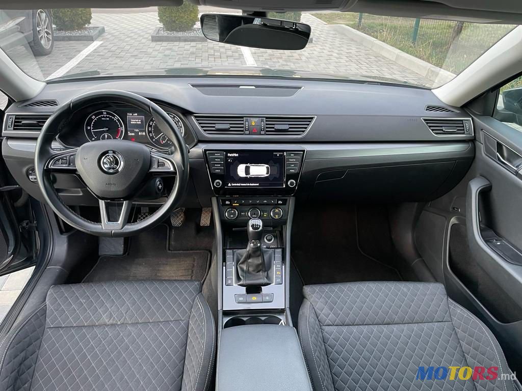 2017' Skoda Superb photo #6