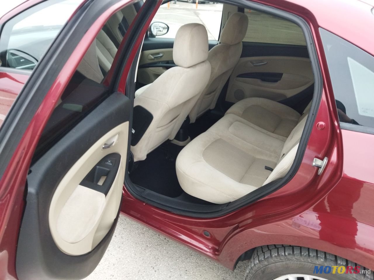 2009' Fiat Linea photo #4