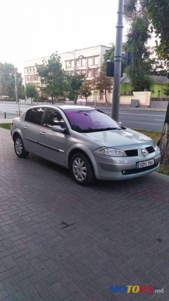 2004' Renault Megane photo #5