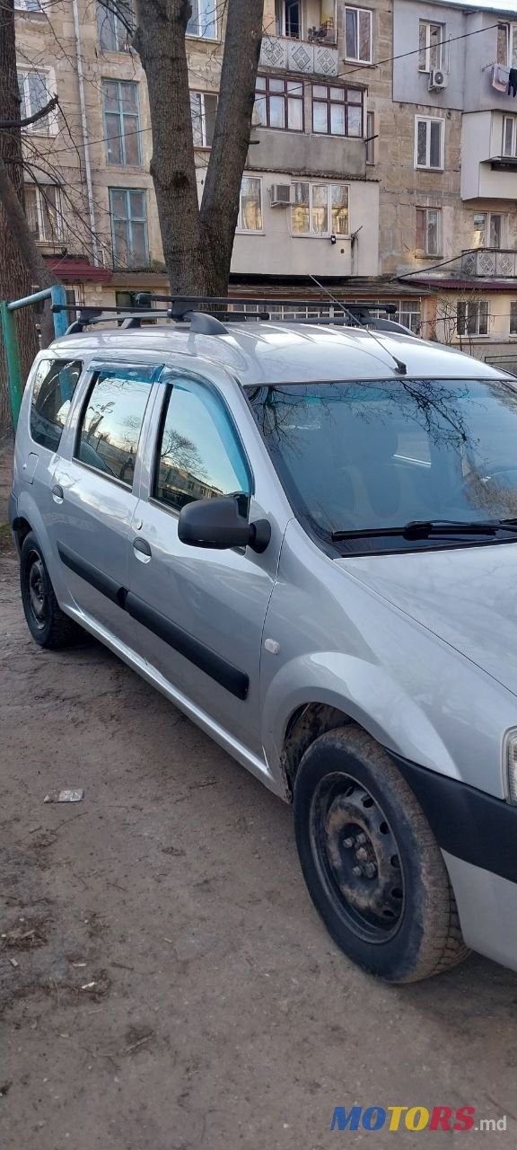 2008' Dacia Logan photo #3