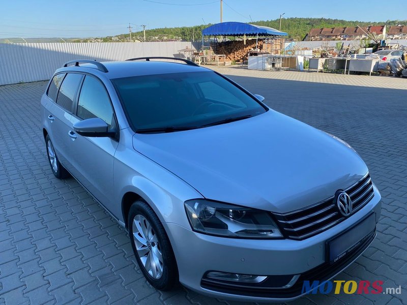 2012' Volkswagen Passat photo #1