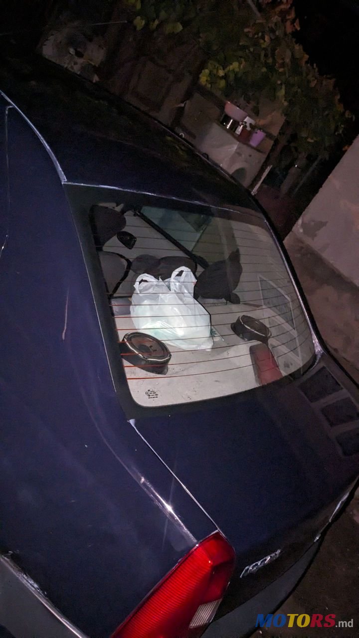 2005' Dacia Logan photo #2