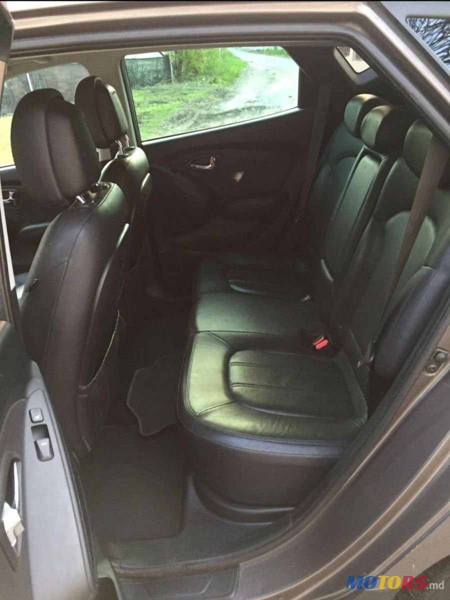 2012' Hyundai ix35 photo #4