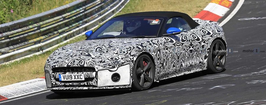 Facelifted Jaguar F-Type Coupe, Convertible Spied