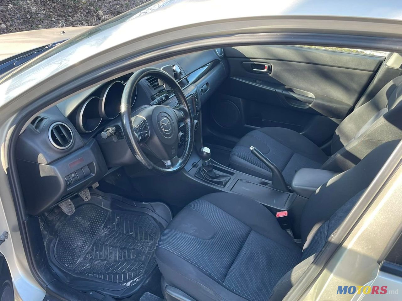 2005' Mazda 3 photo #4