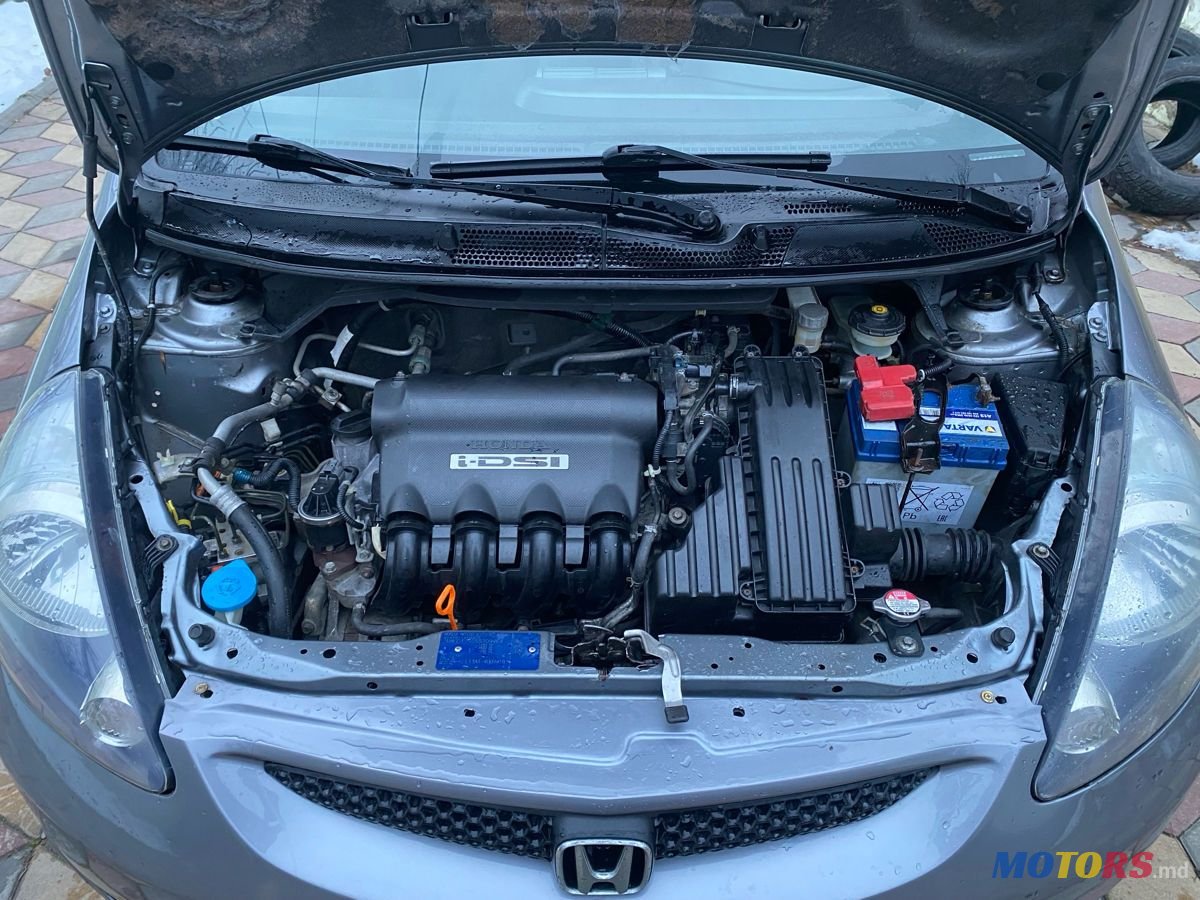 2005' Honda Jazz photo #6