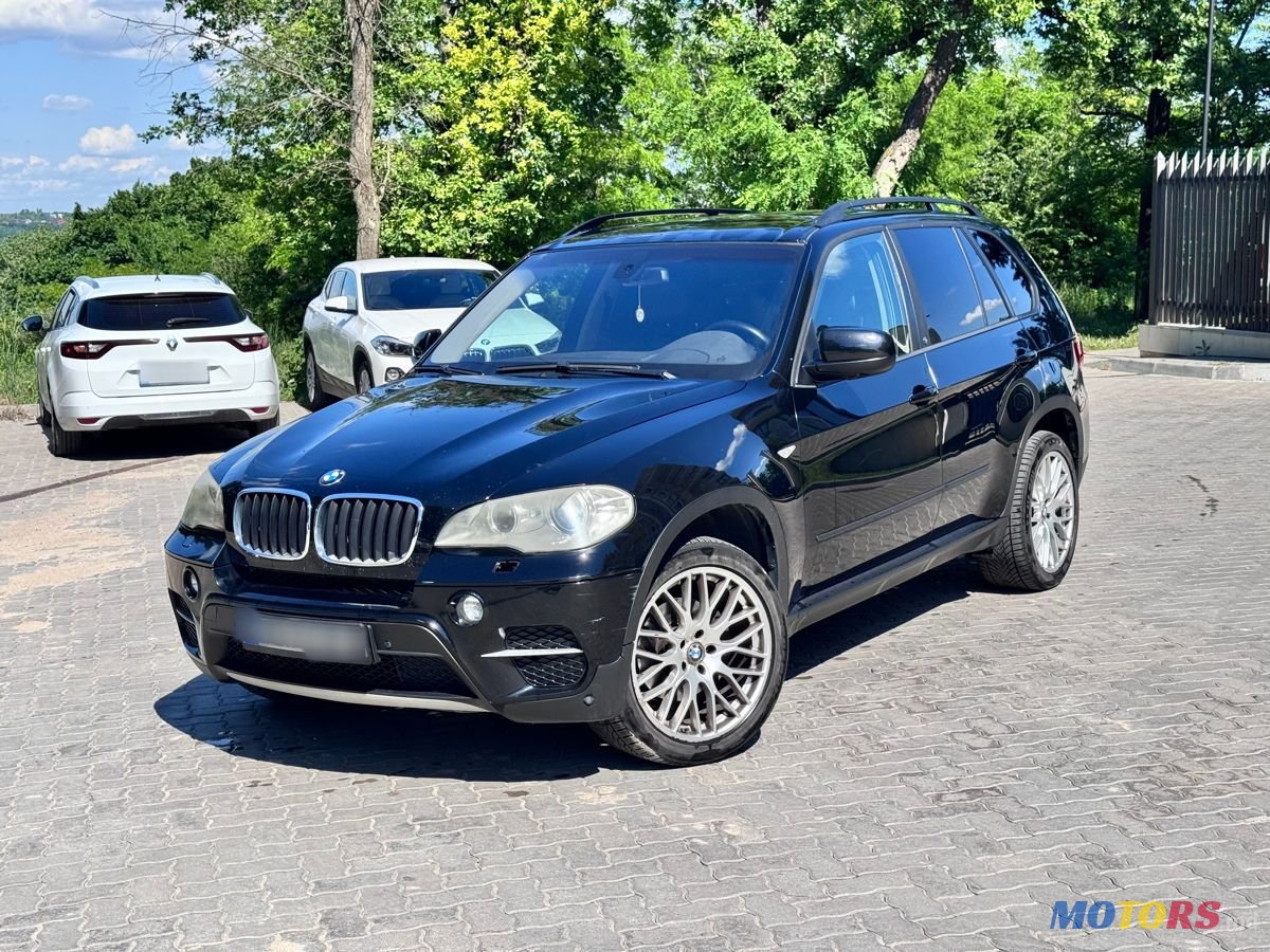 2011' BMW X5 photo #1