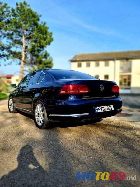 2012' Volkswagen Passat photo #3