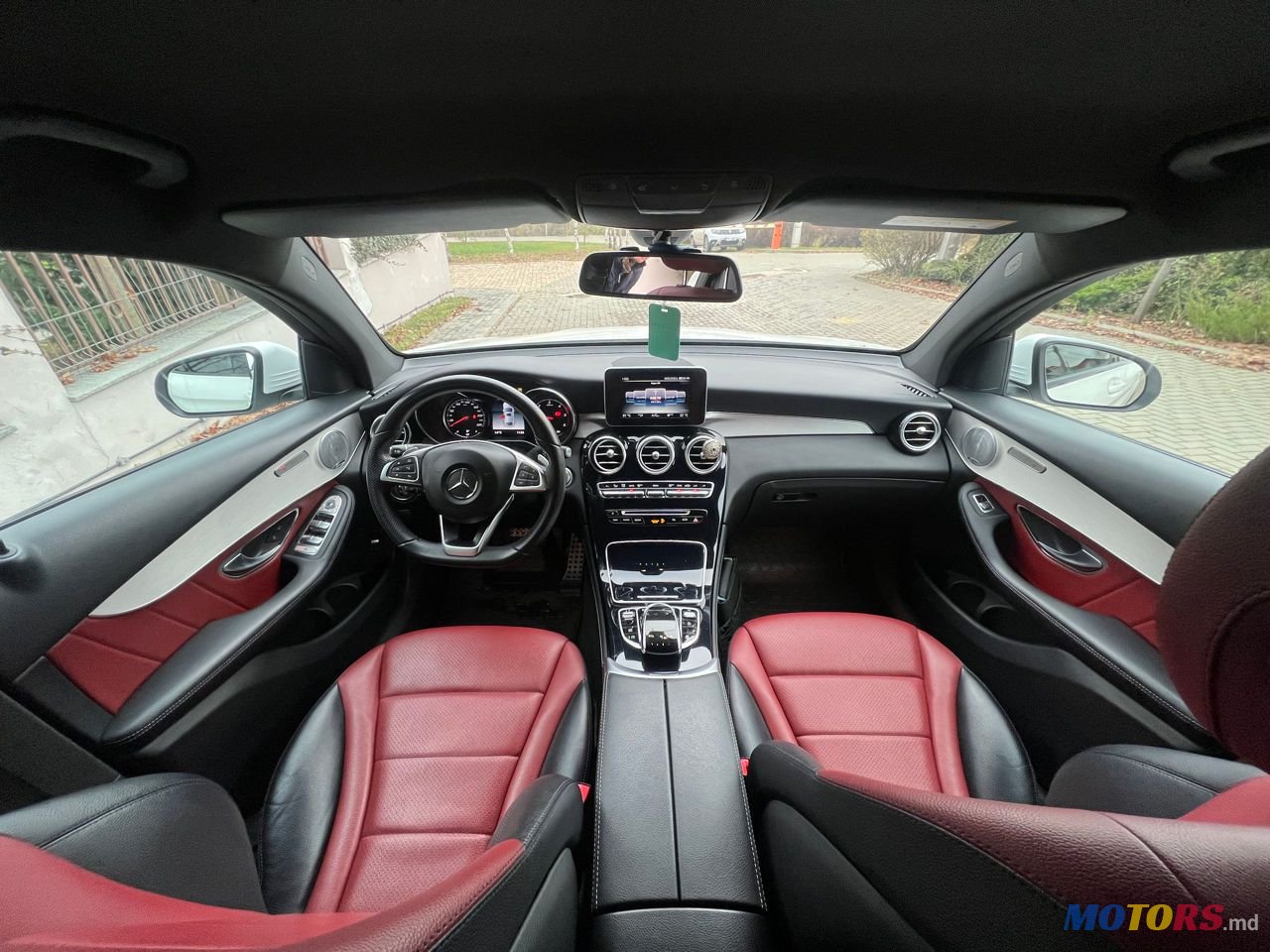 2017' Mercedes-Benz Glc Coupe photo #5