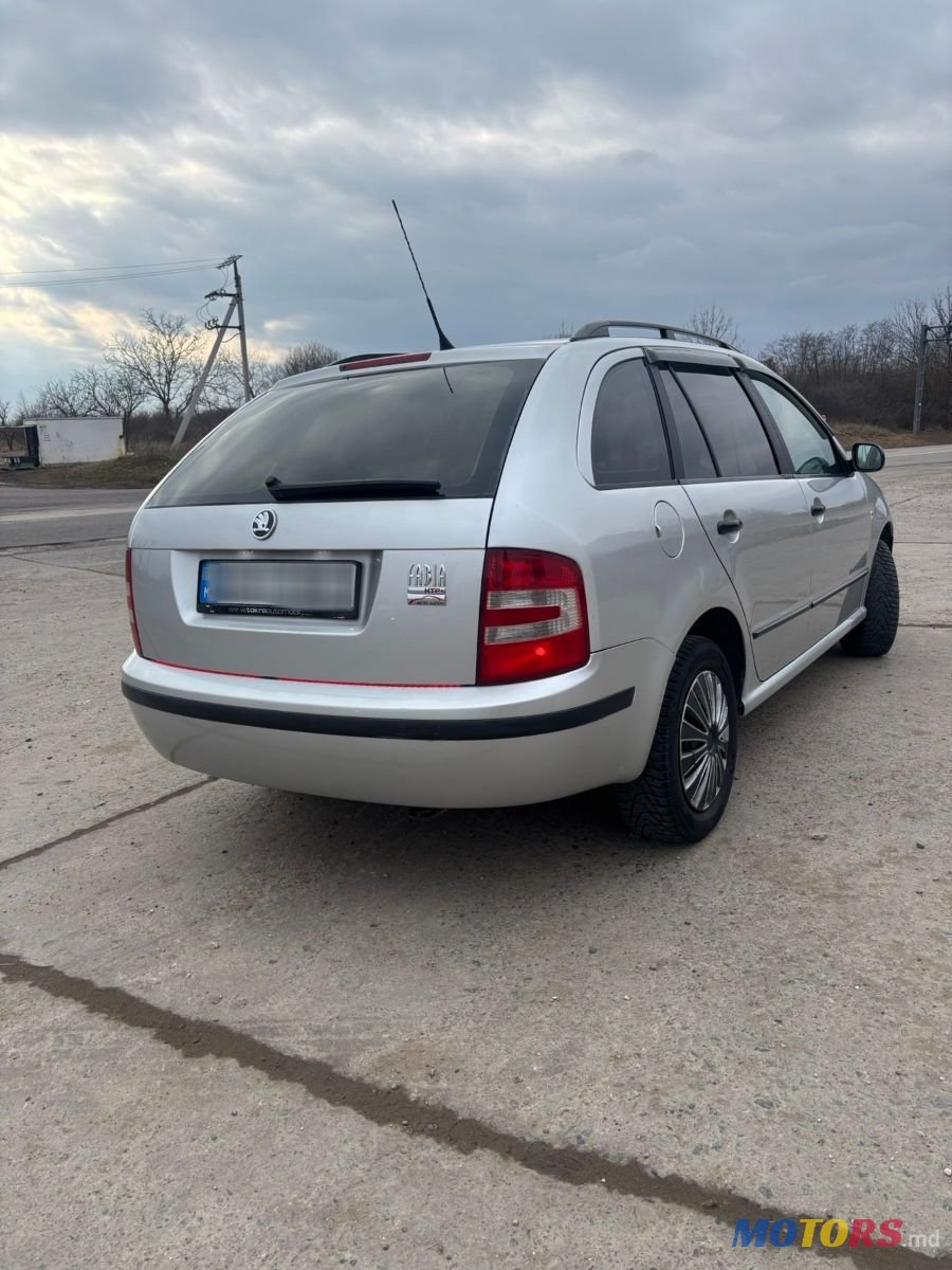 2005' Skoda Fabia photo #5