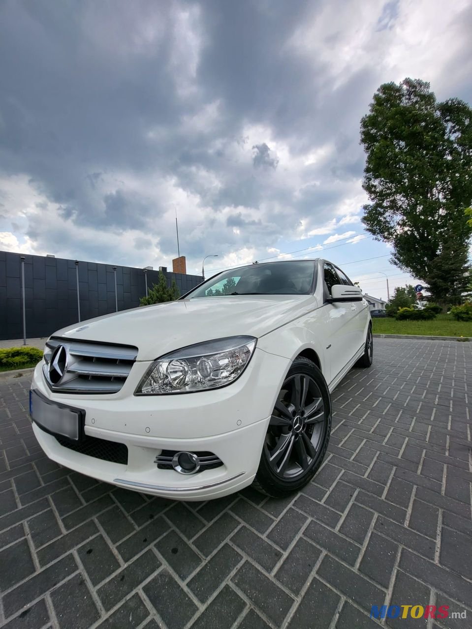 2010' Mercedes-Benz C Класс photo #2