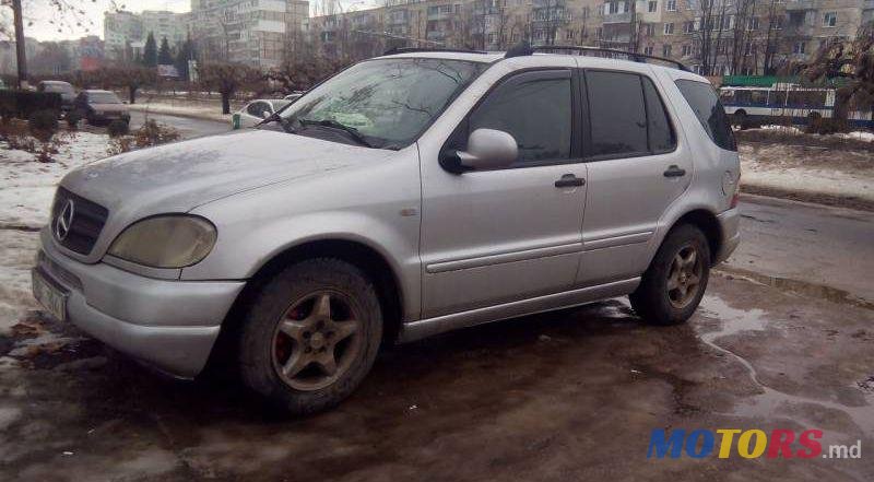 2000' Mercedes-Benz Ml photo #1