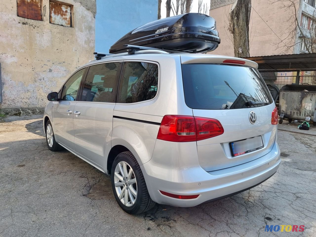 2012' Volkswagen Sharan photo #2