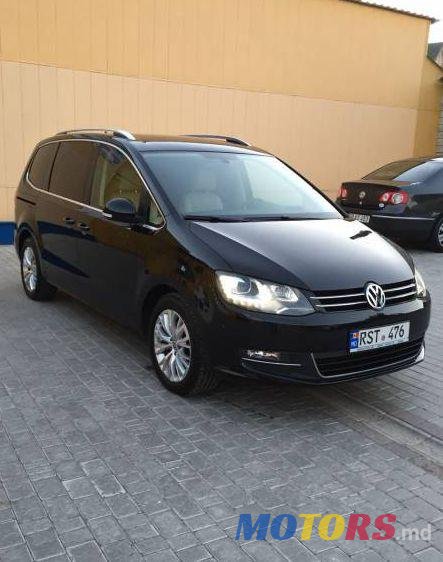 2010' Volkswagen Sharan photo #1