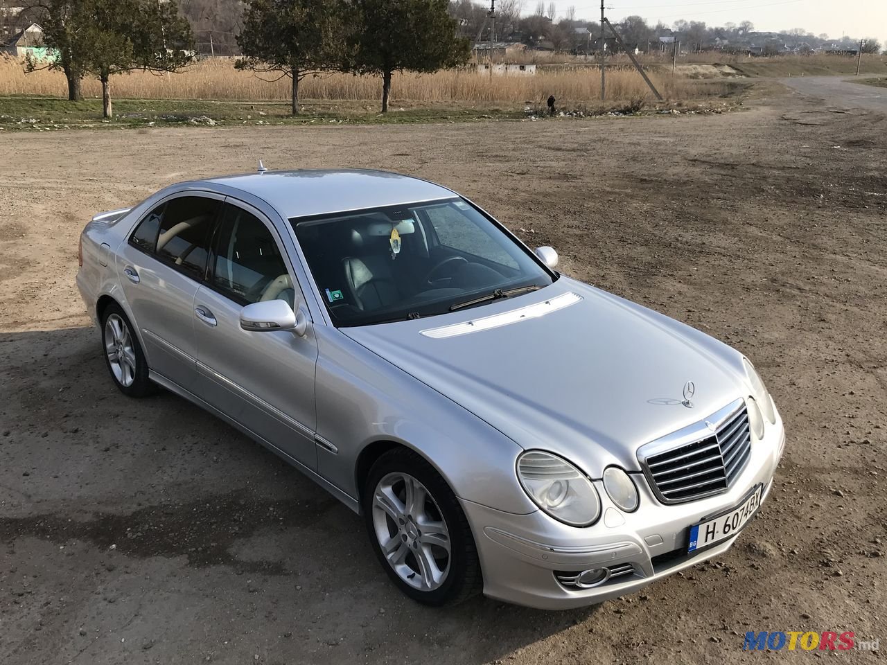 2008' Mercedes-Benz E Класс photo #1