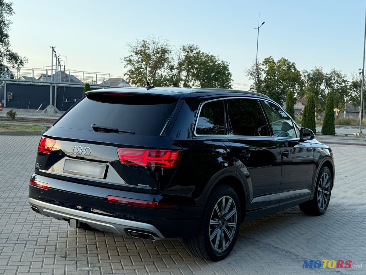 2017' Audi Q7 photo #3