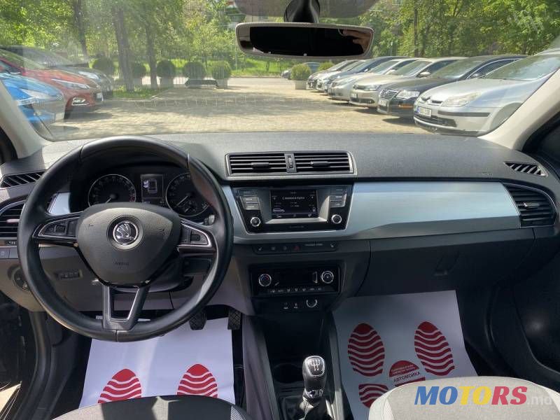 2015' Skoda Fabia photo #4
