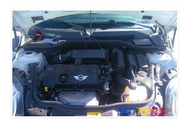 2013' MINI Cooper photo #7