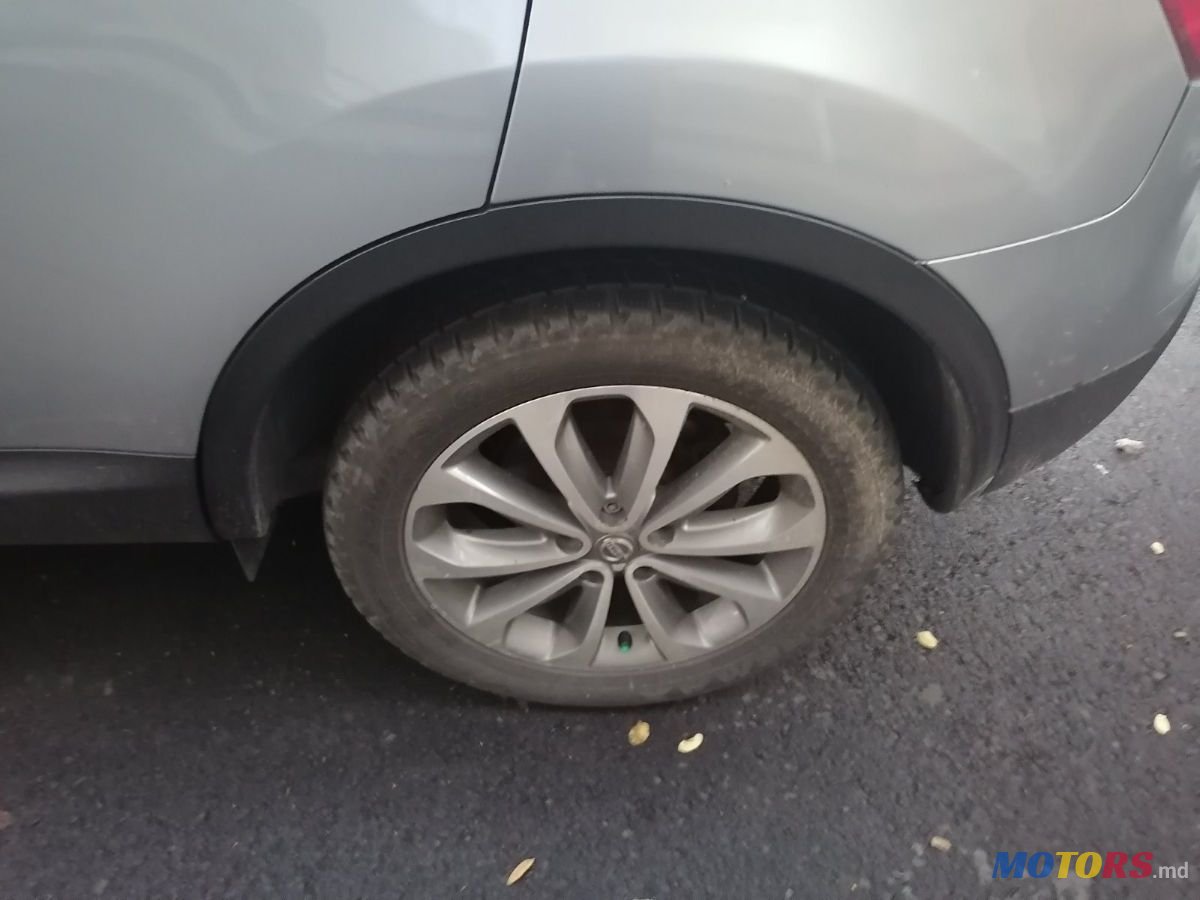 2010' Nissan Qashqai photo #2