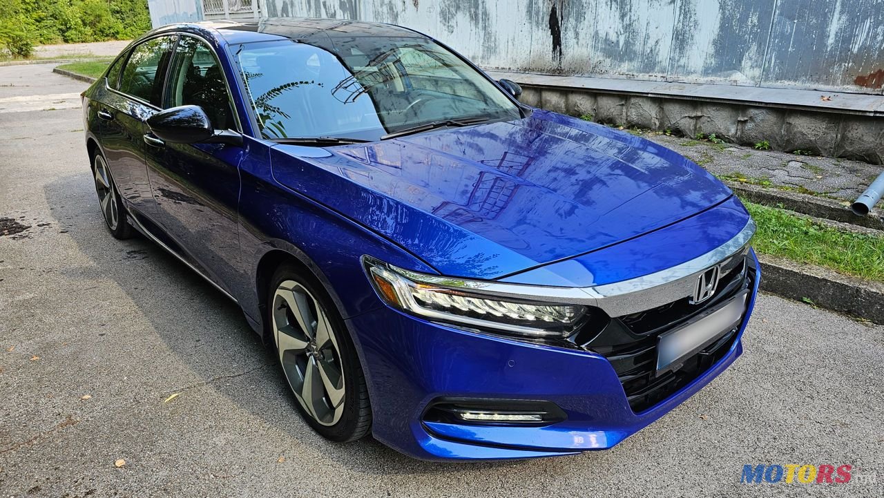 2018' Honda Accord photo #2