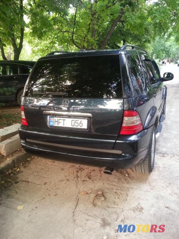 2001' Mercedes-Benz ML-Class photo #4