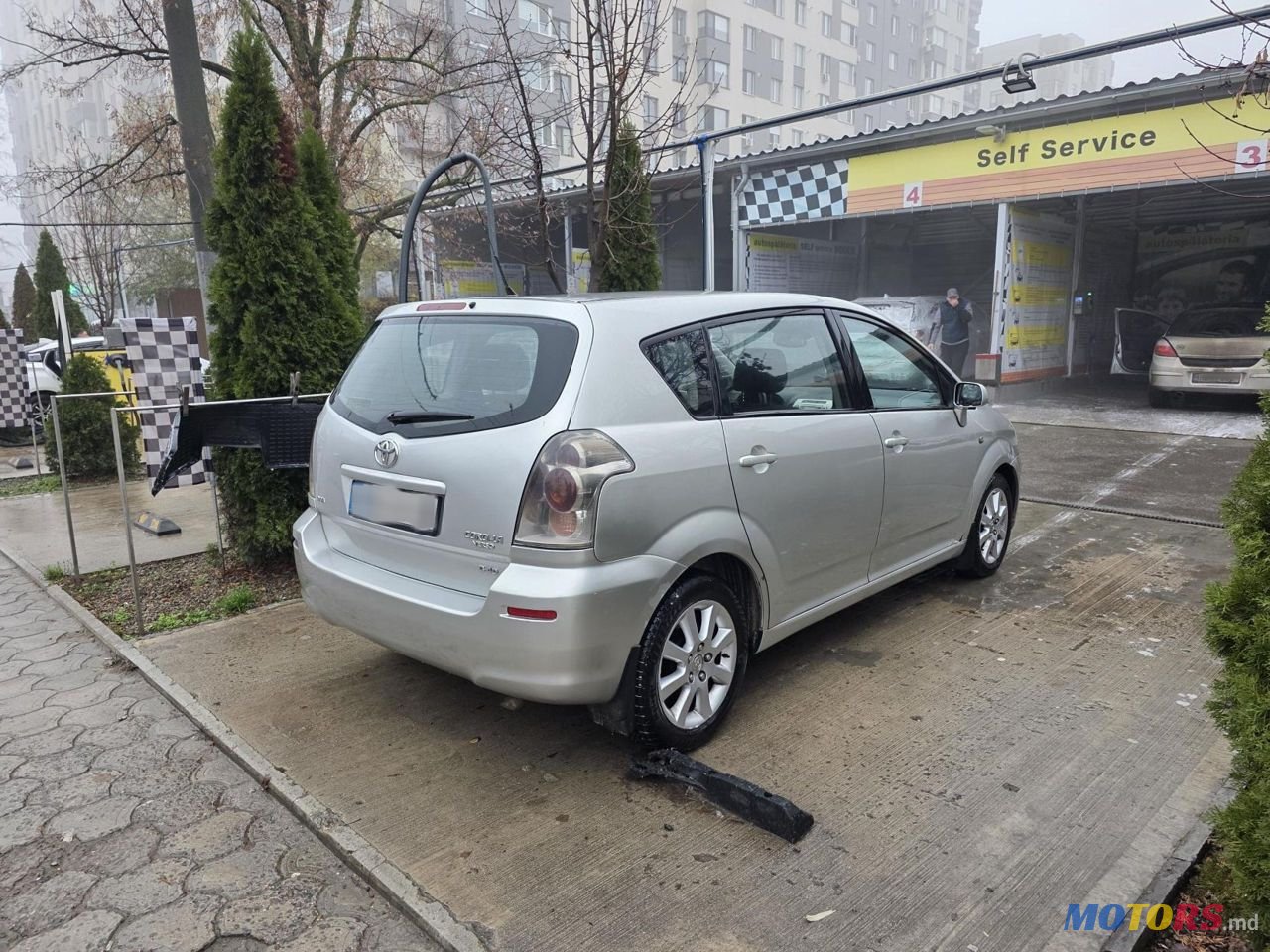 2006' Toyota Corolla Verso photo #3