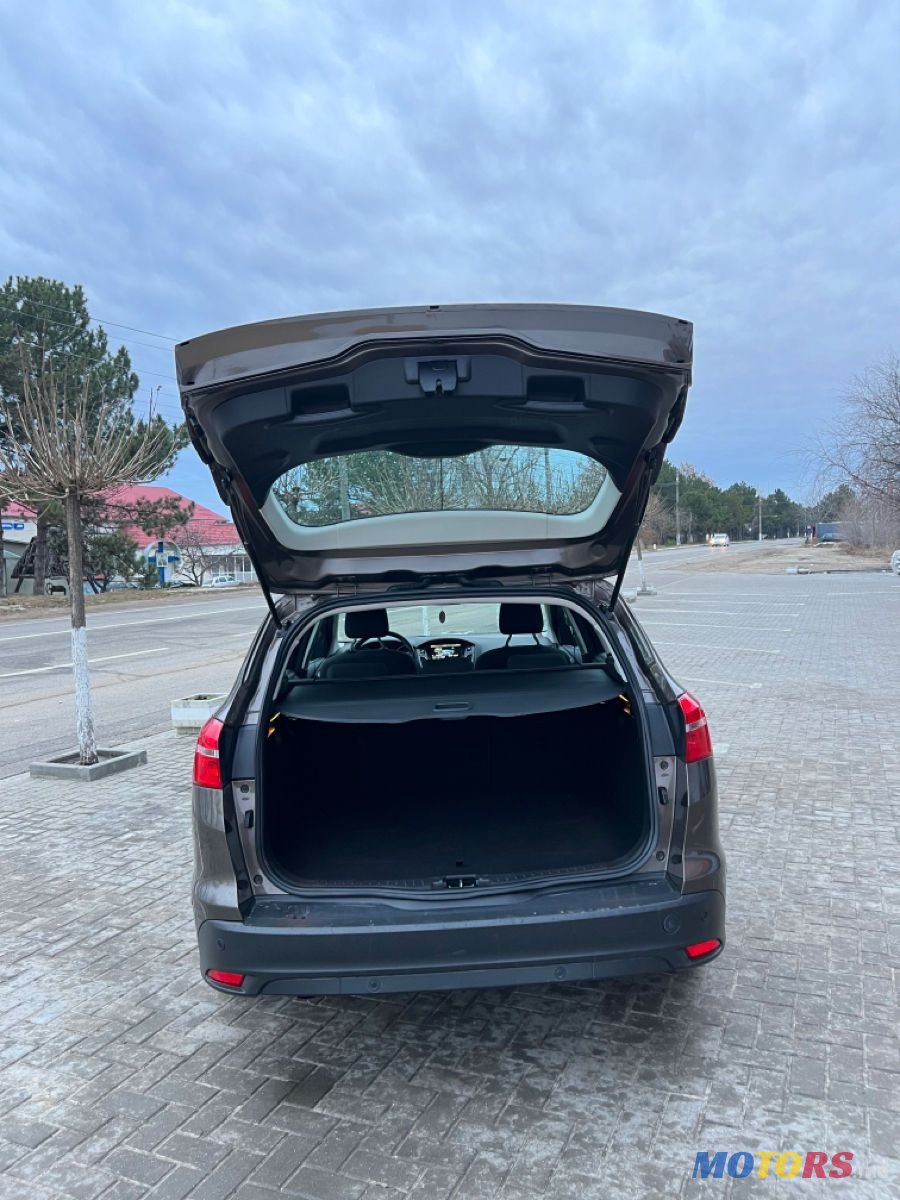 2016' Ford Focus photo #6