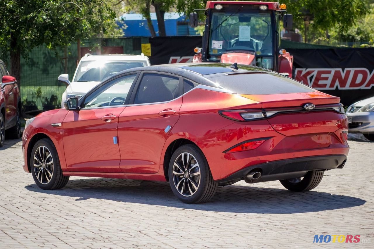 2021' JAC J7 photo #3